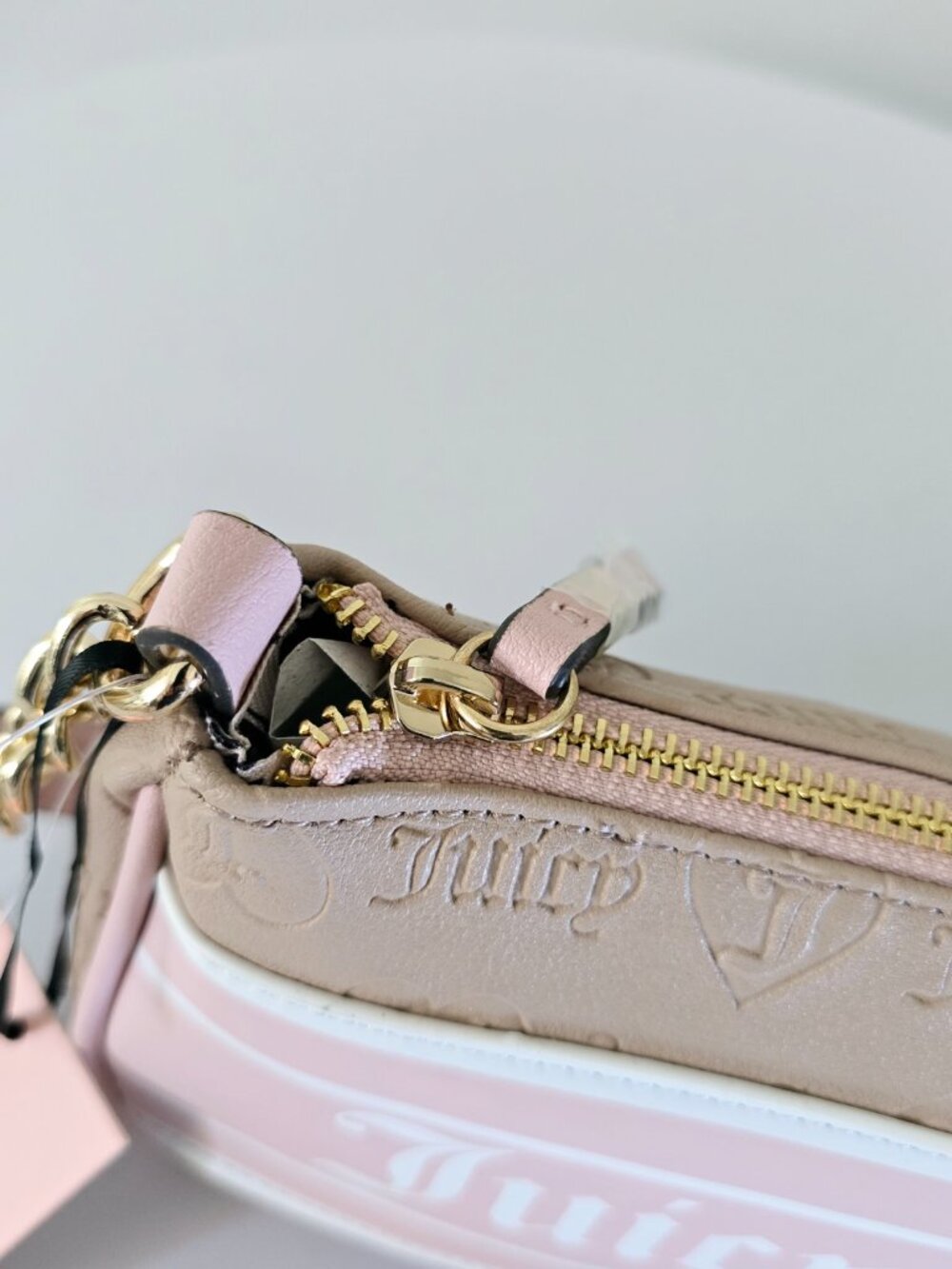Juicy Couture Baguette Shoulder Bag Pink Monogram NWT - Picture 5 of 6